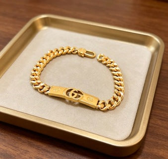 Gucci GG Engraved Bar Link Chain Bracelet